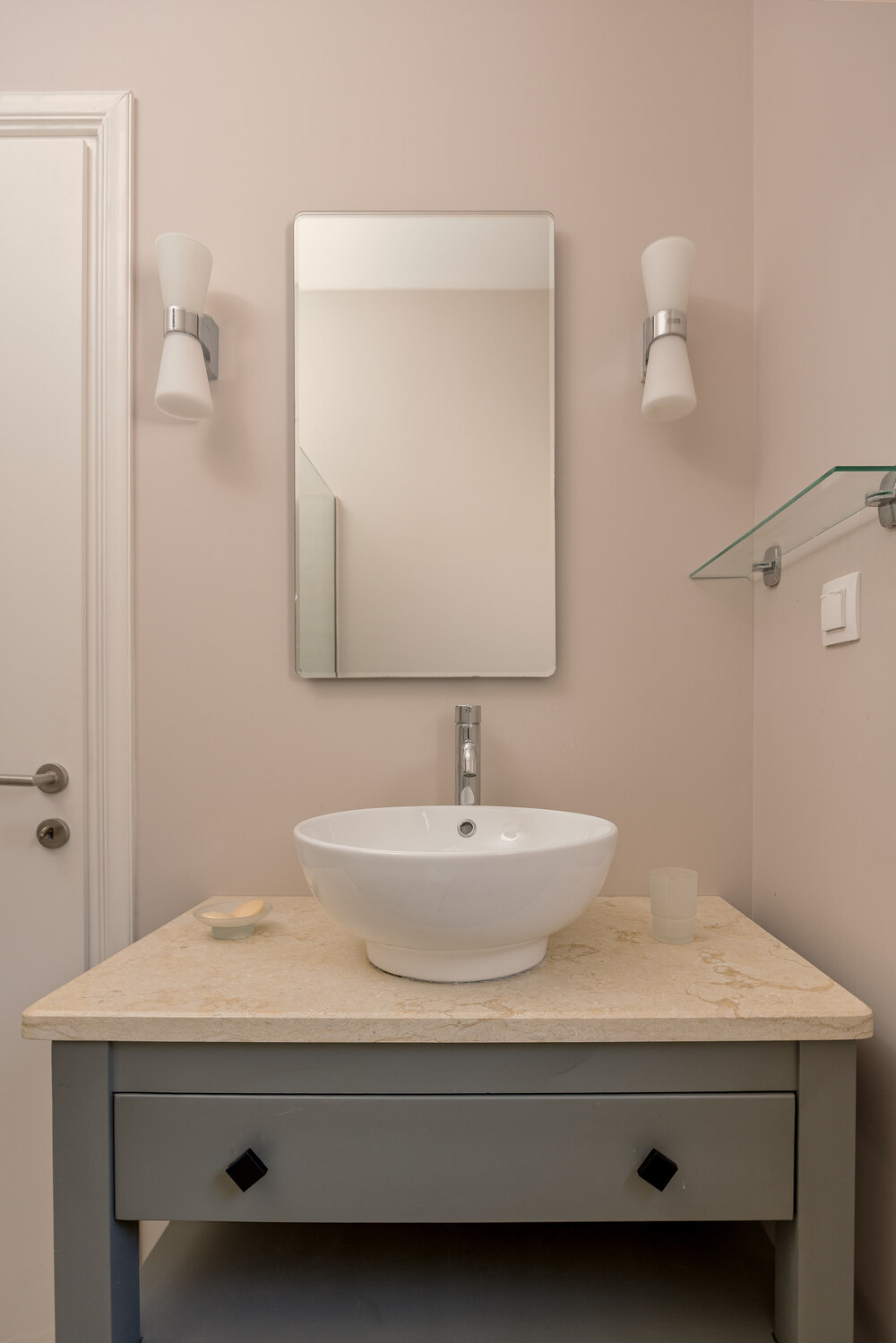 Bathroom at Elyonas Cottage with vessel sink on wooden countertop, Corfu